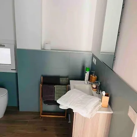 Apartamento Cozy And Warm Flat In Villanova - Cagliari